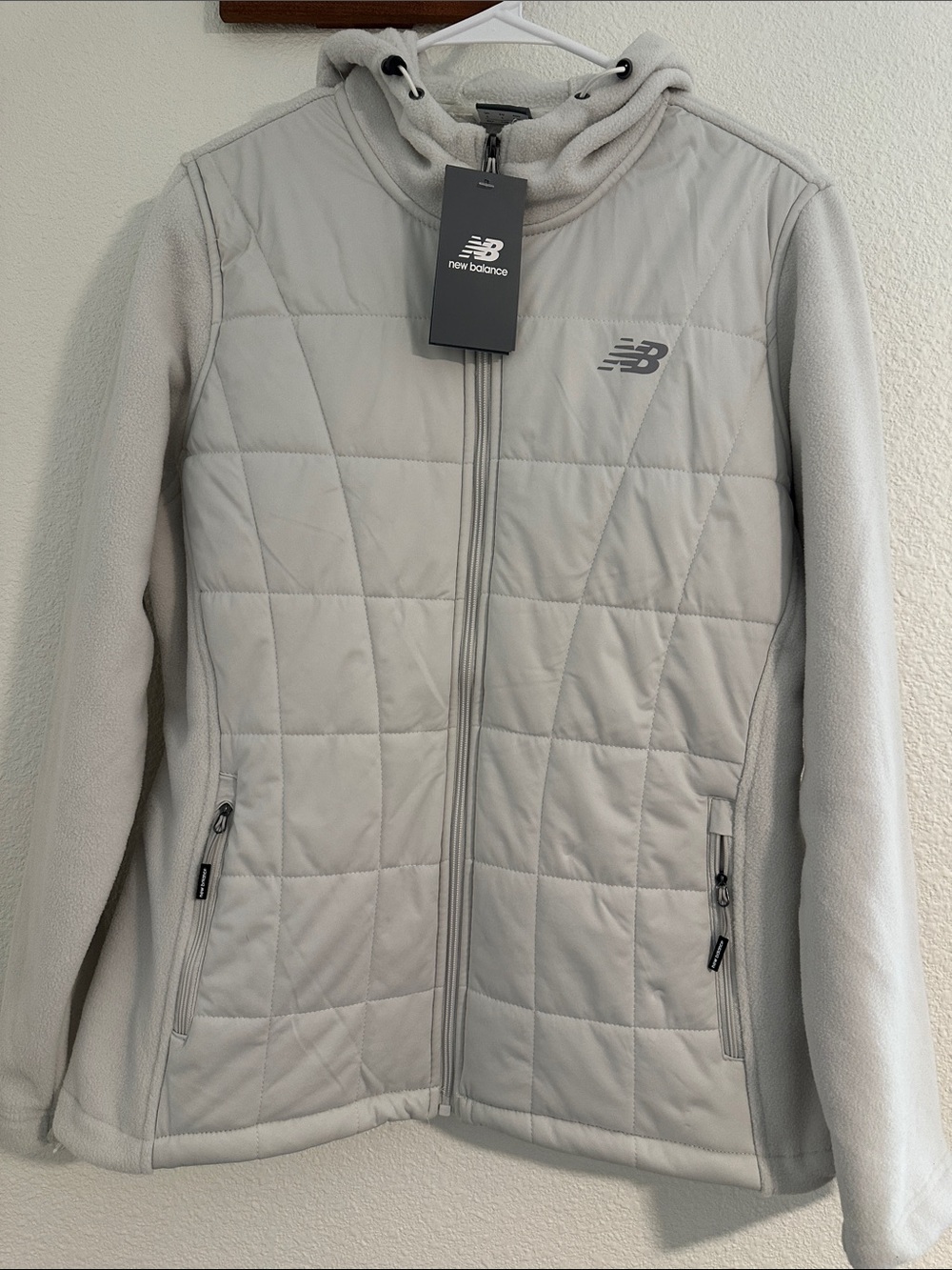 New Balance Women’s Light Gray / Beige Jacket